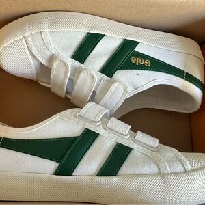 Gola Sneakers - retro-athleisure vibes. 
Low-tops - lightweight canvas upper.